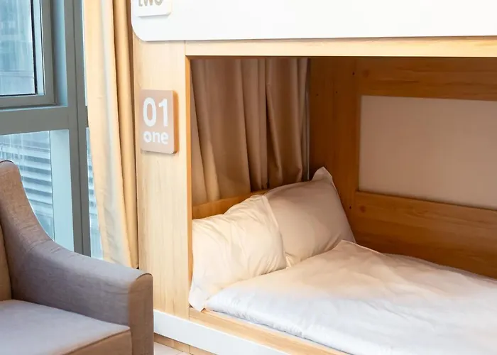 Apartamento Uptown Bgc Spacious Unit - 1 Queen Bed And Bunkbed *